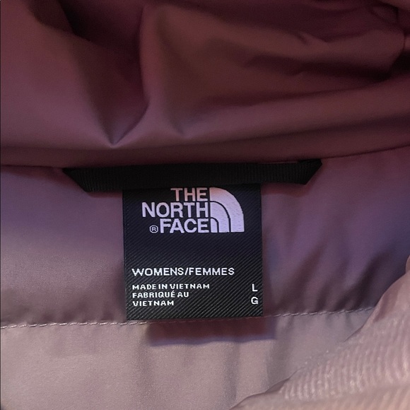 The North Face Women's Mauve Jacket - Picture 2 of 3